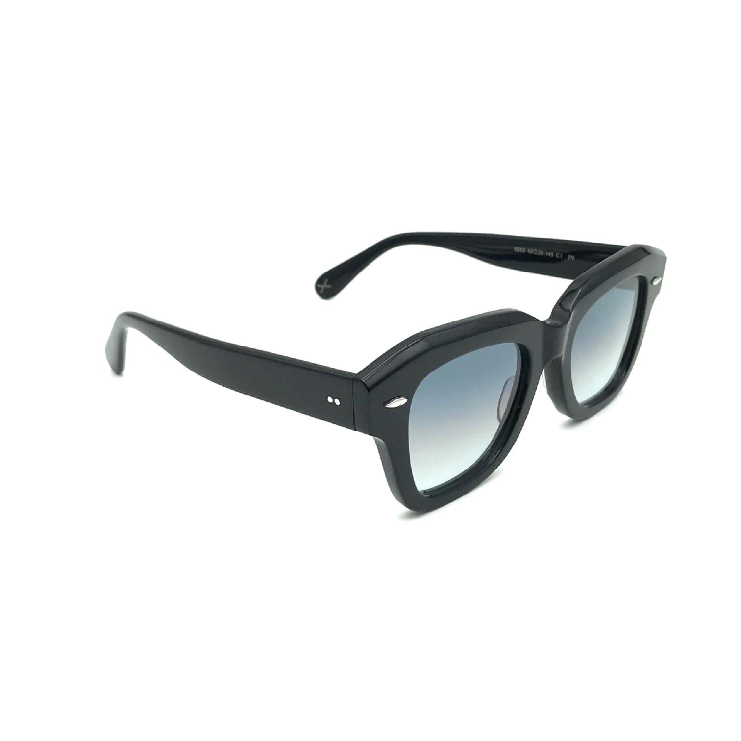 BLACK BLK8250 C1 Kadın Güneş Gözlüğü