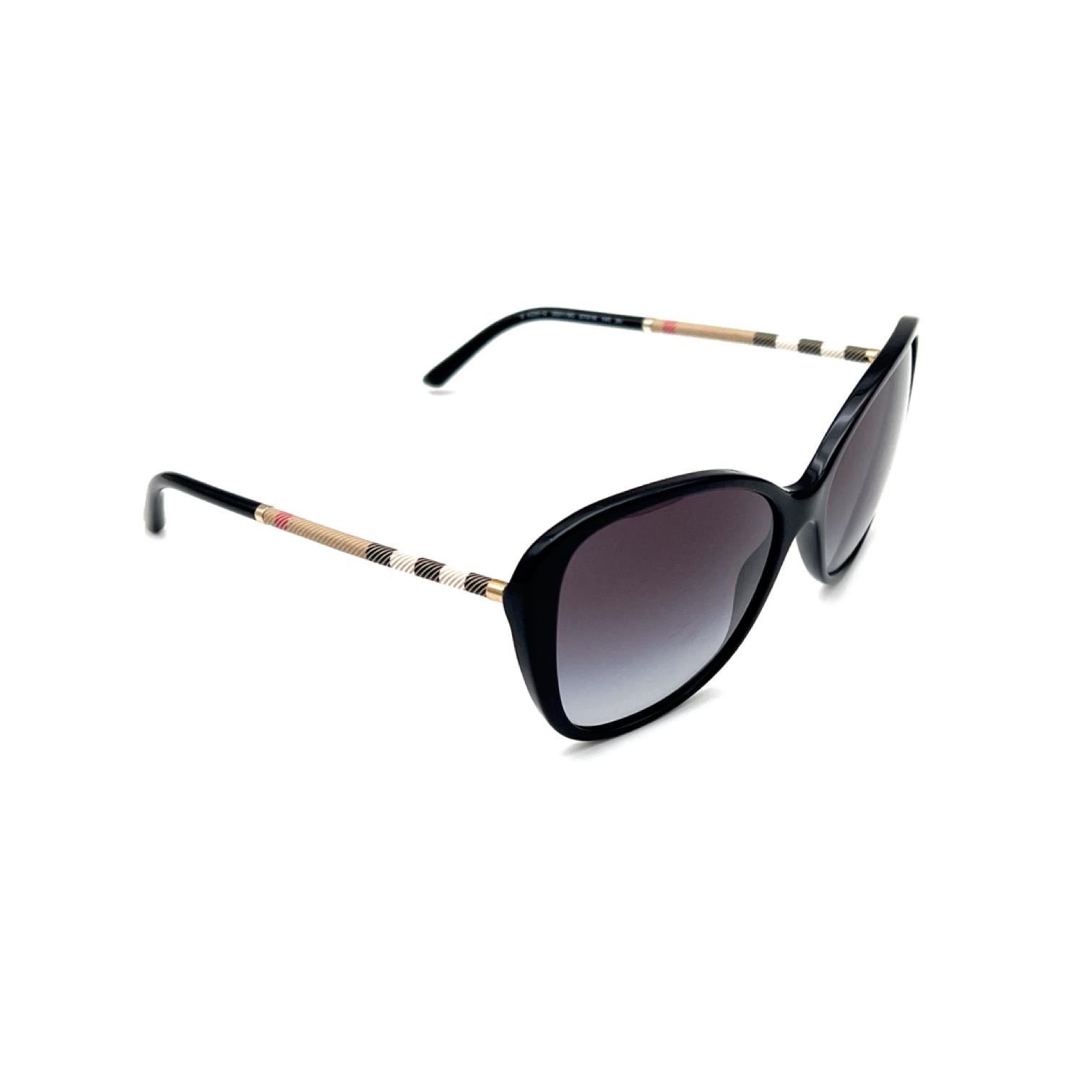 Burberry BE4235-Q 3001 8G Kadın Güneş Gözlüğü