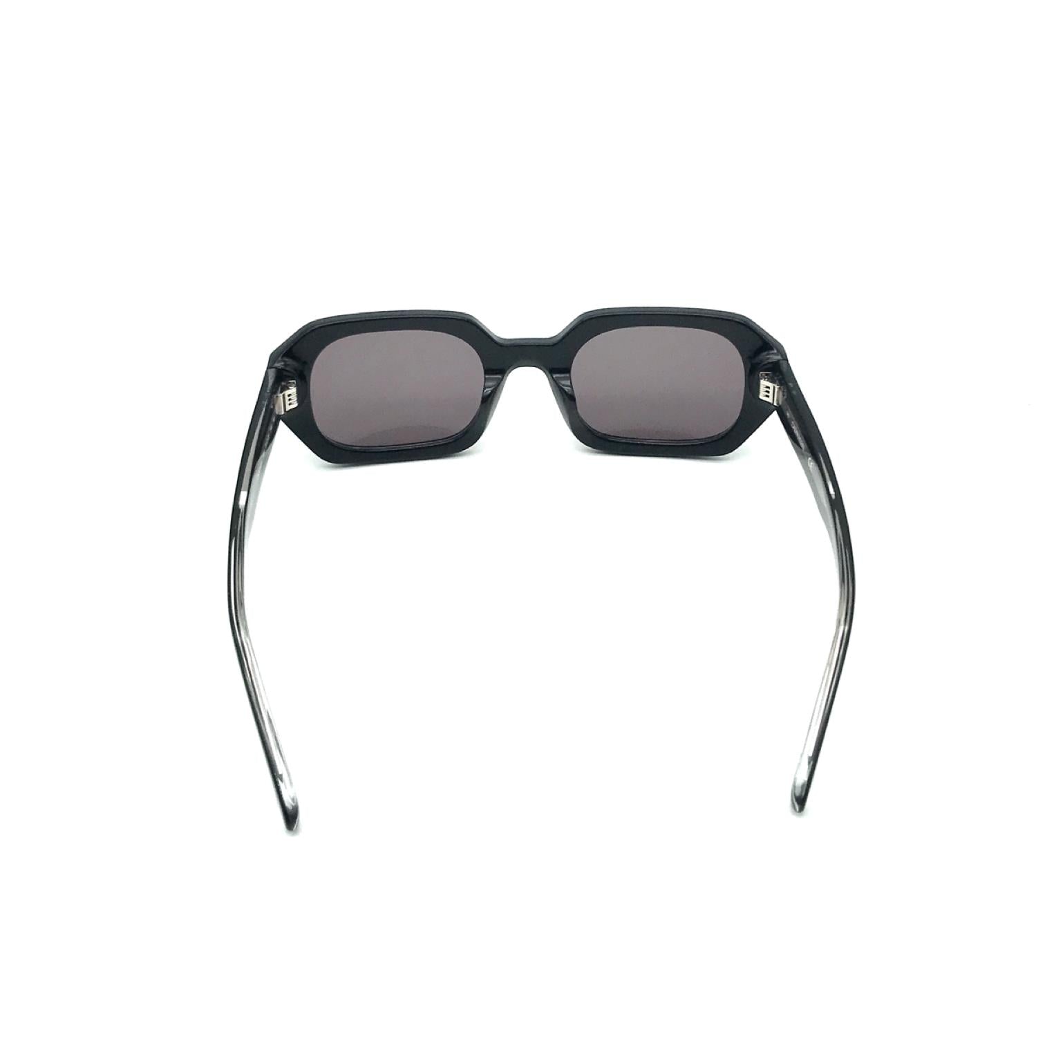 Calvin Klein CK20540S 001 Kadın Güneş Gözlüğü