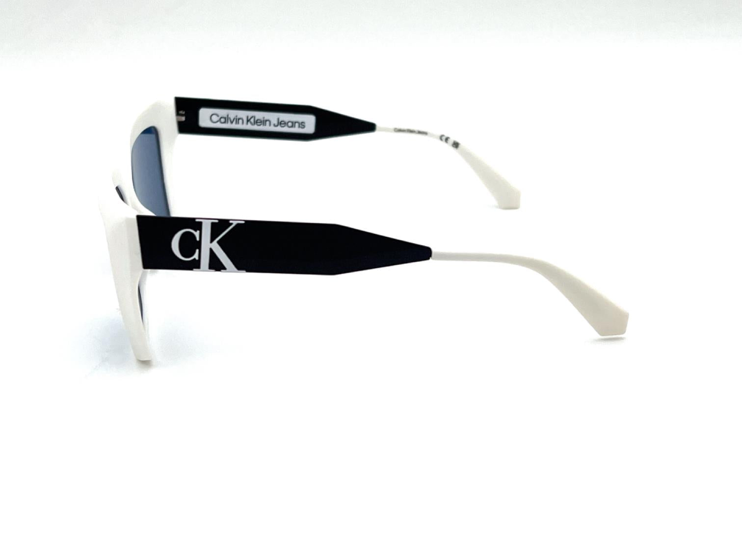 Calvin Klein Jeans CKJ22639S 100 Kadın Güneş Gözlüğü