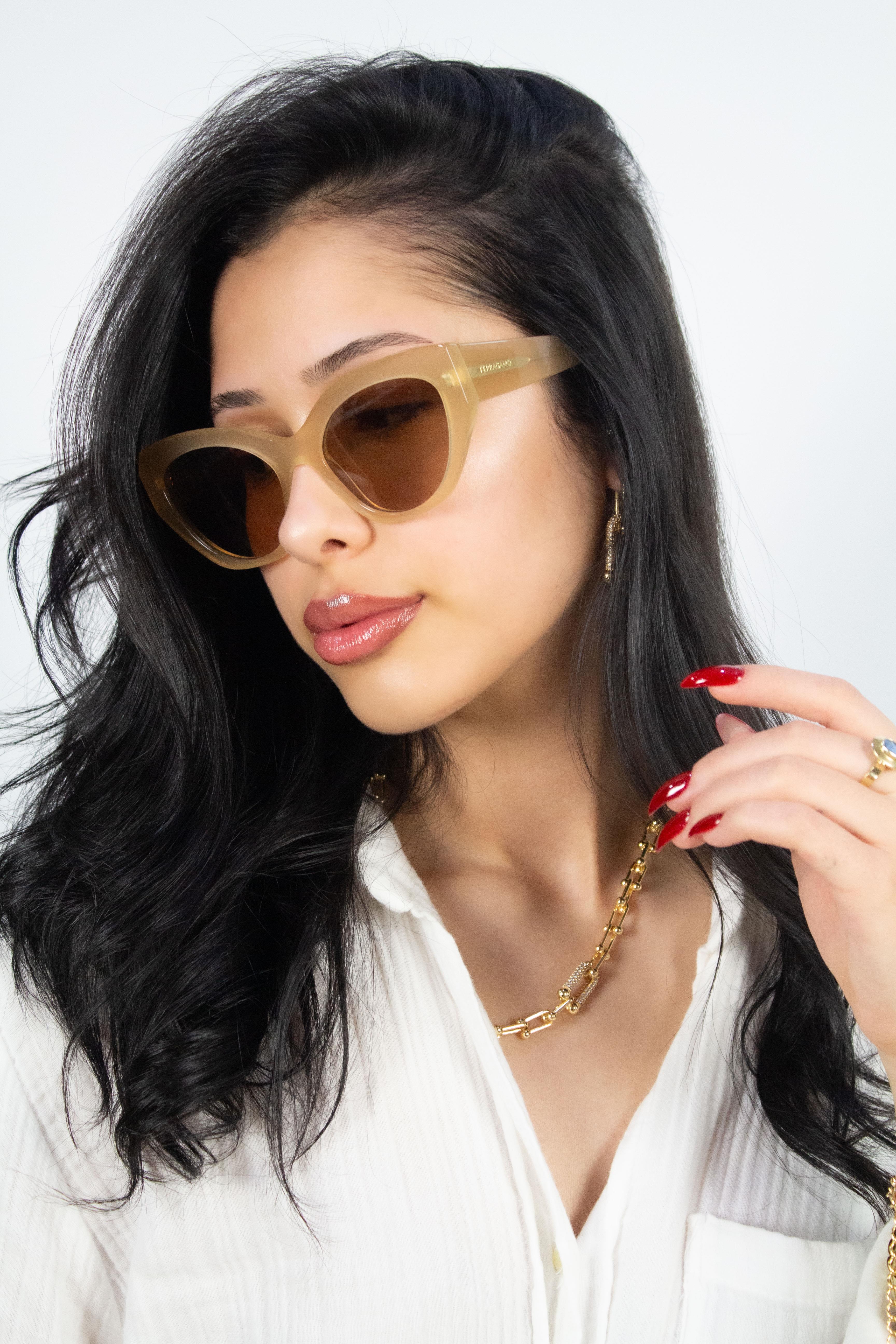 Salvatore Ferragamo SF1101S 708 Kadın Güneş Gözlüğü