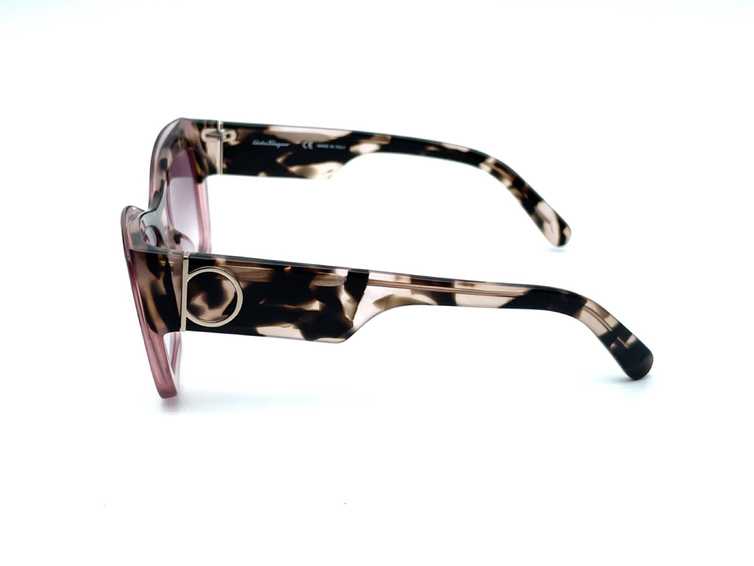 Salvatore Ferragamo SF994S 656