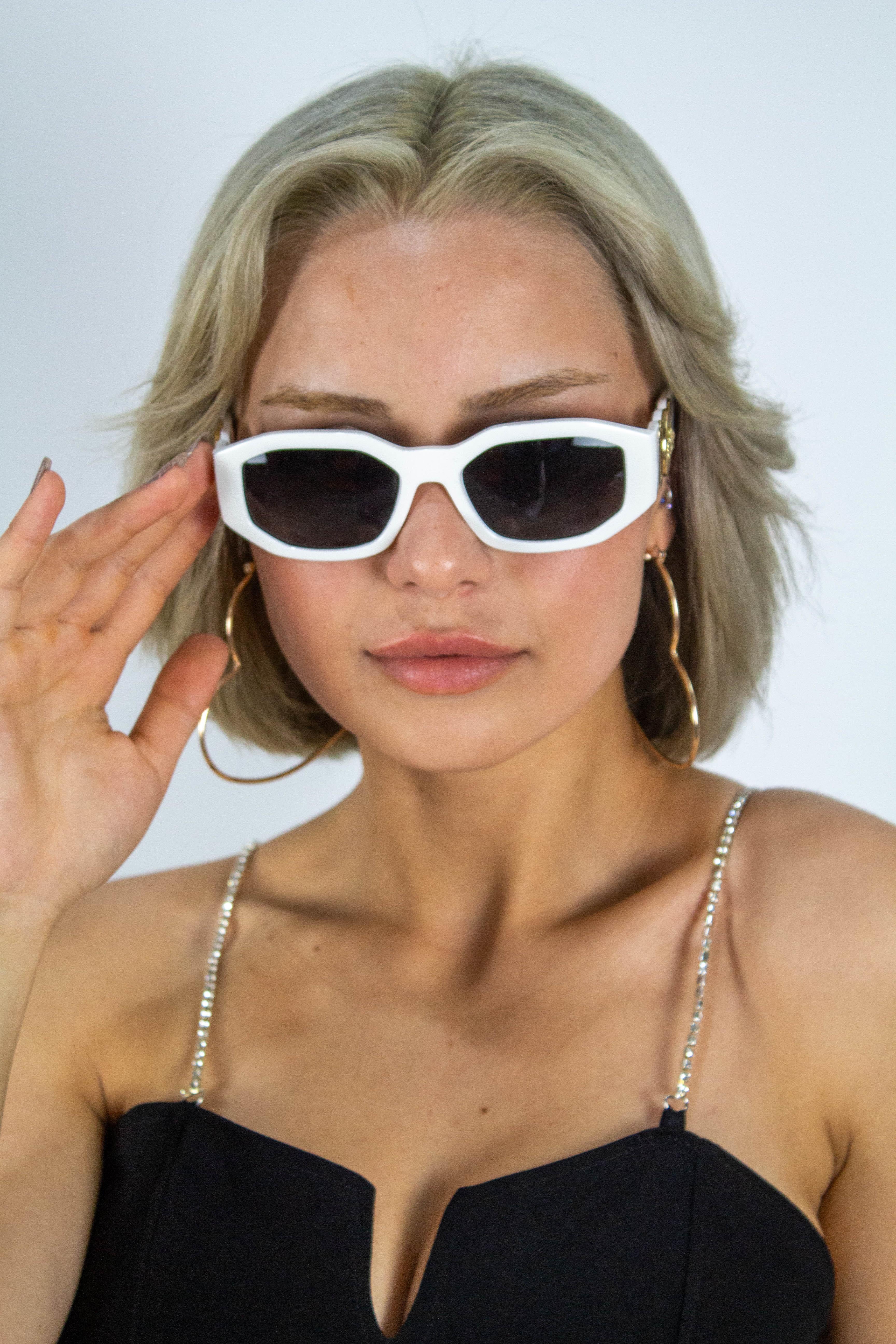 Versace VE4361 401 87 Kadın Güneş Gözlüğü