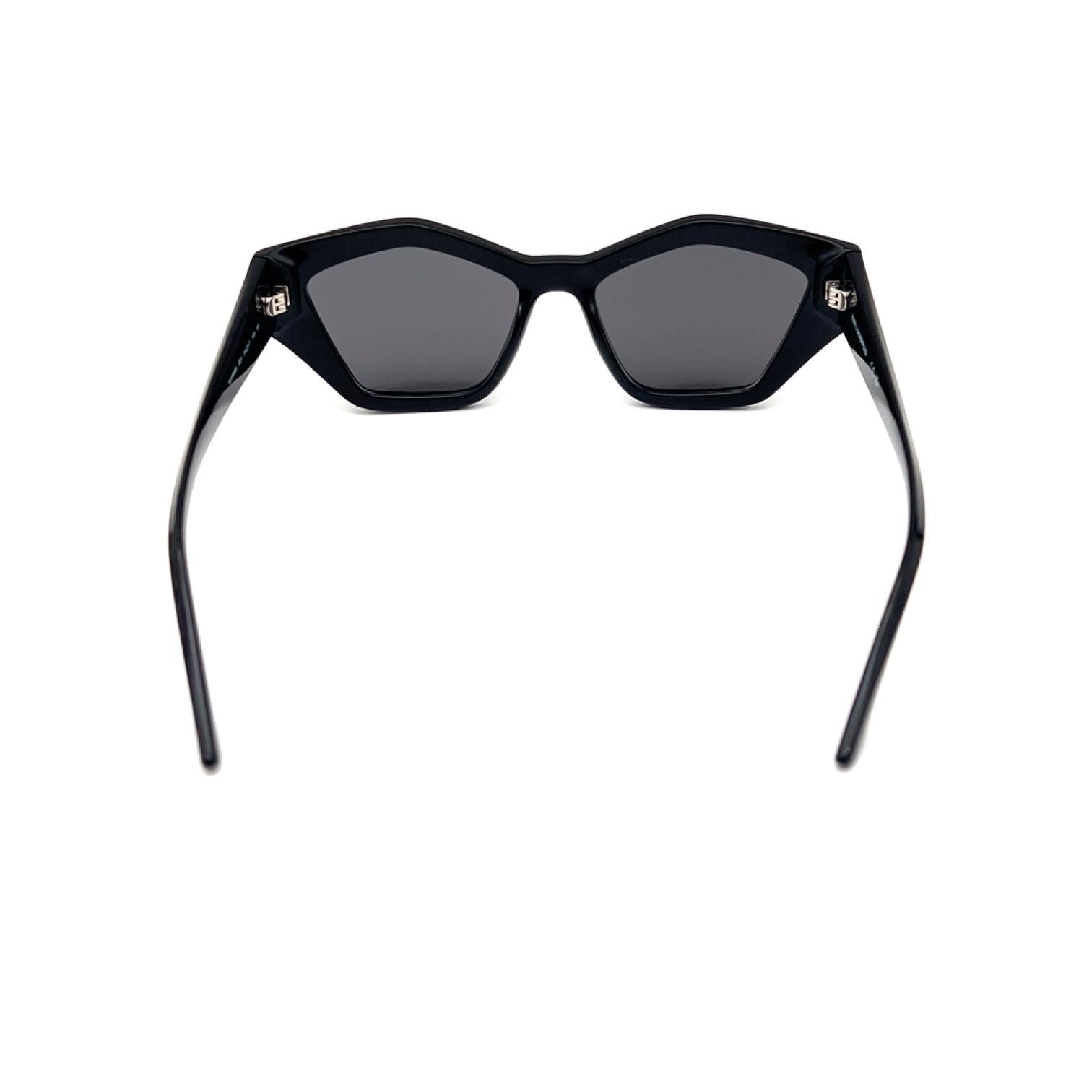 Karl Lagerfeld KL6046S 001 Kadın Güneş Gözlüğü