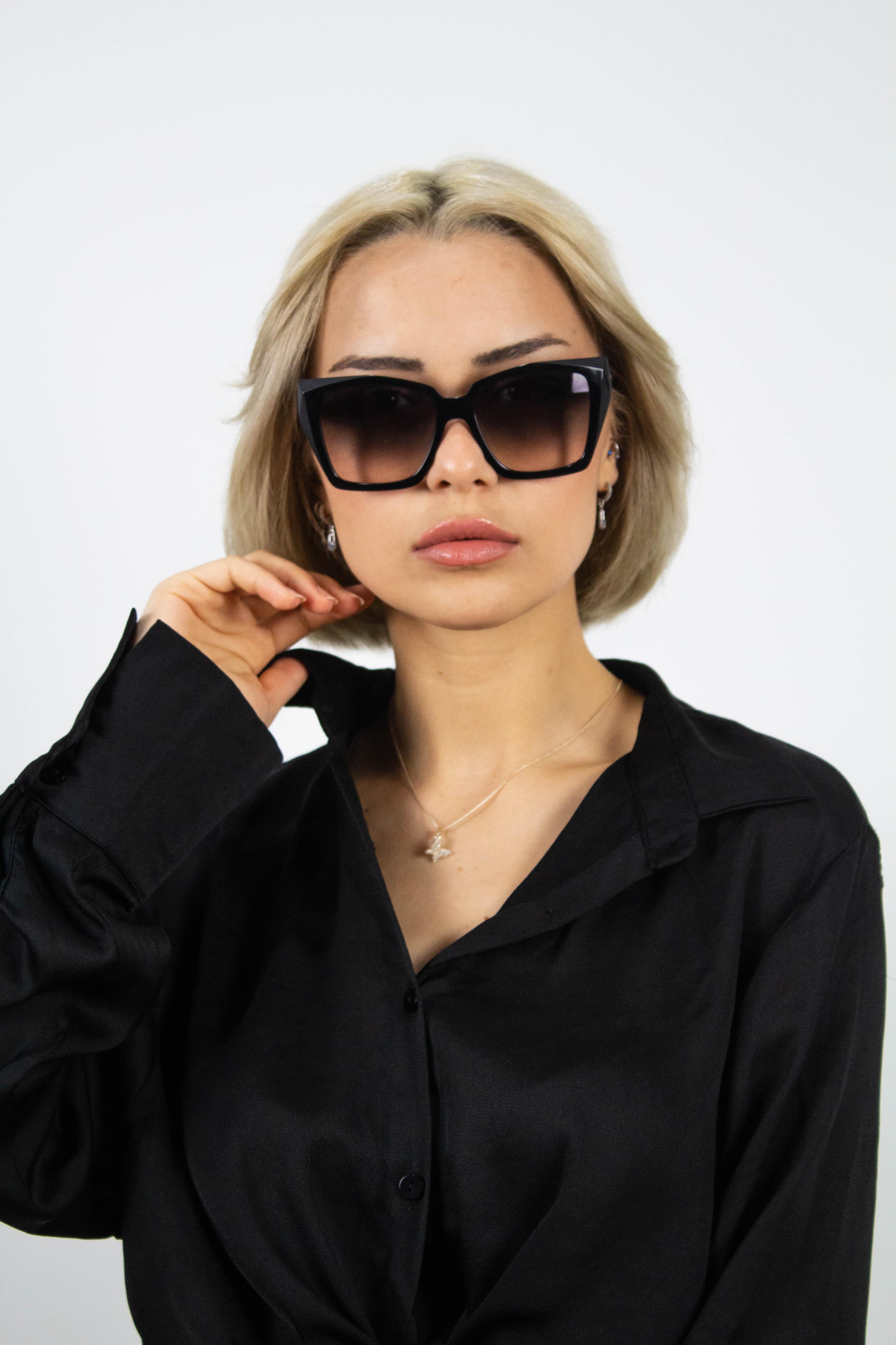 Karl Lagerfeld KL6072S 001 Kadın Güneş Gözlüğü