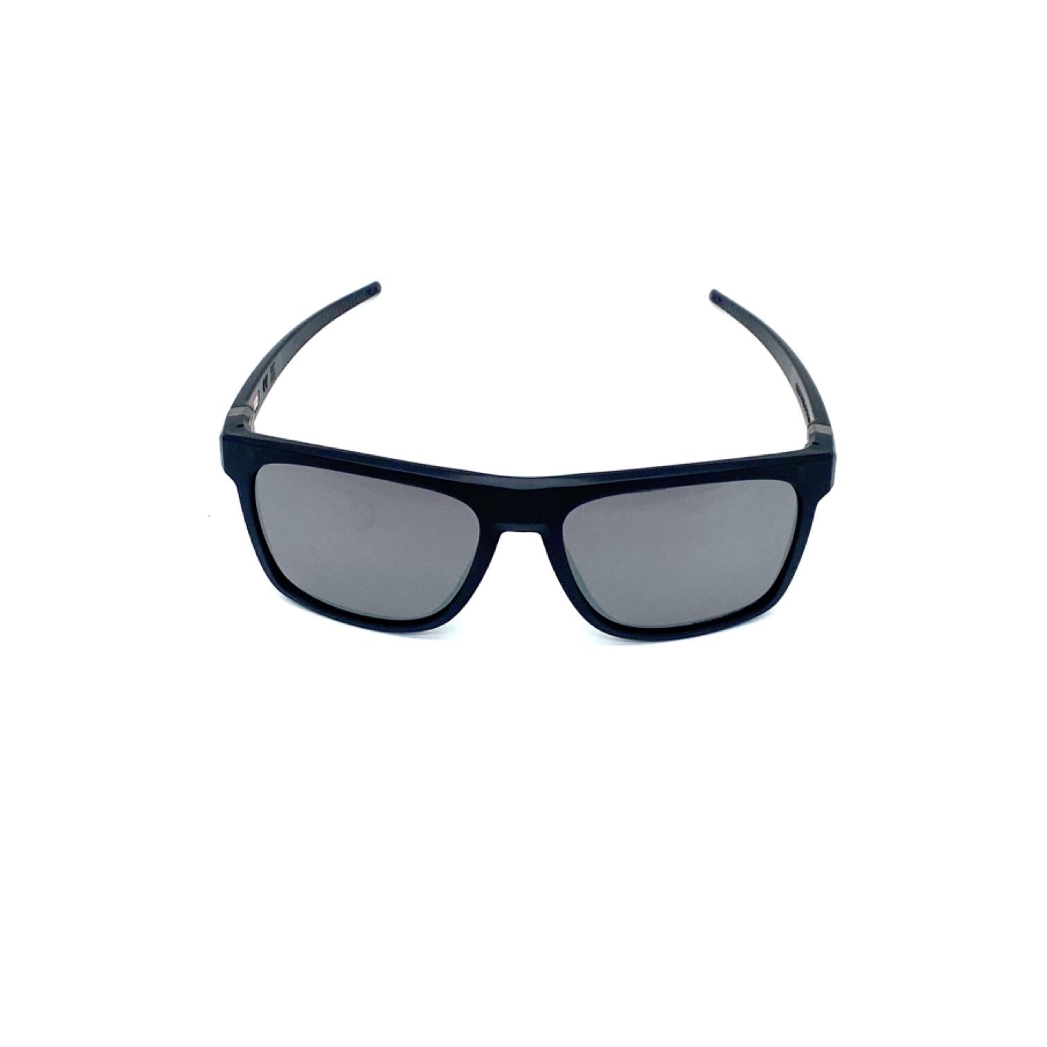 Oakley OO9100 910004 Erkek Güneş Gözlüğü
