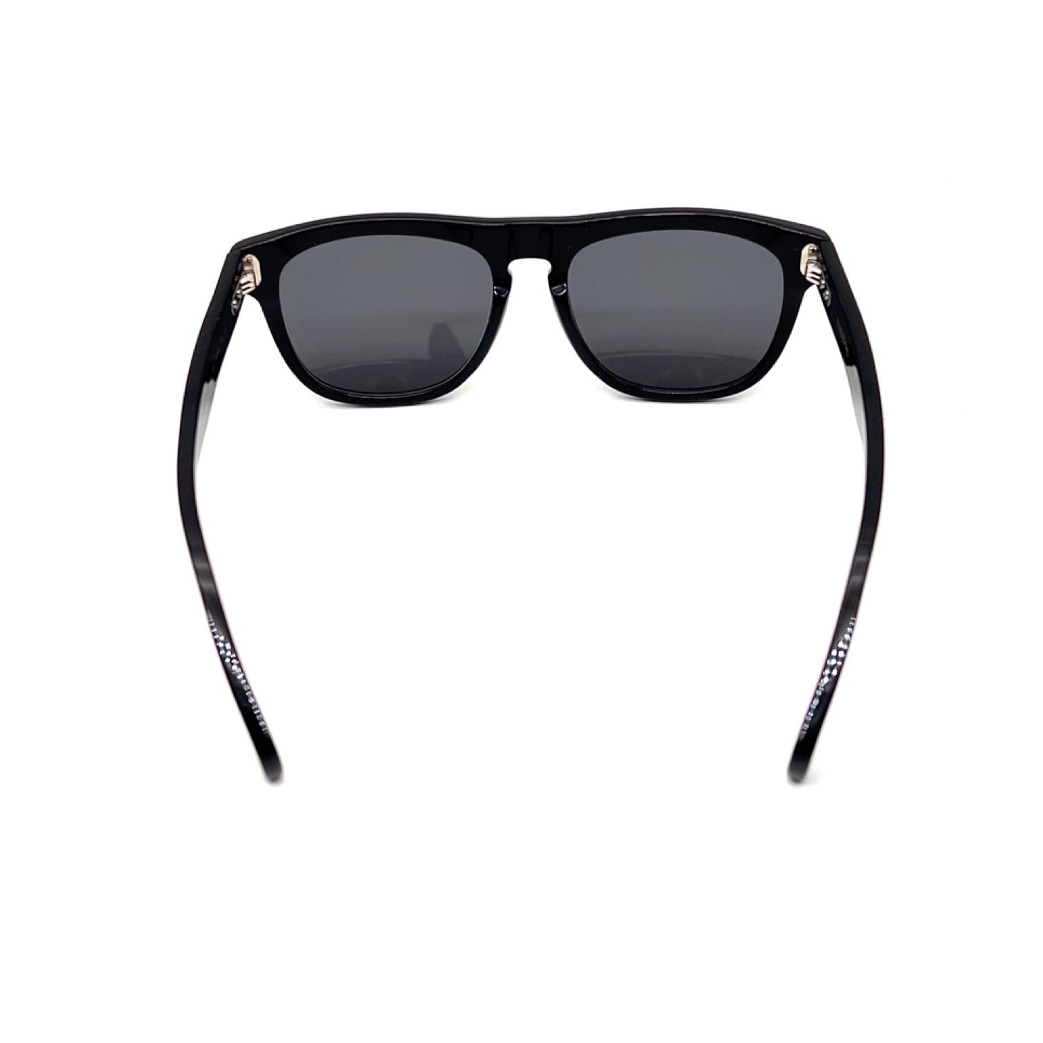 Salvatore Ferragamo SF1111S 001 Erkek Güneş Gözlüğü